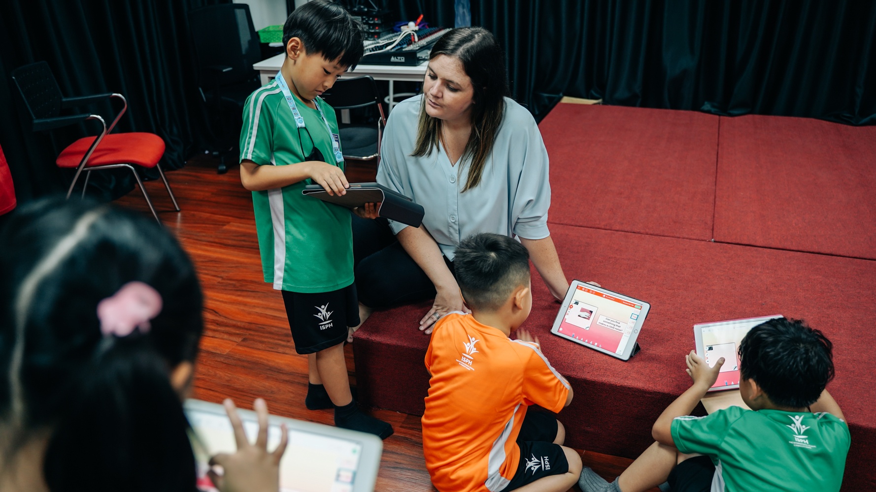 cô giáo người Anh tại trường quốc tế ảnh 31 co giao nguoi Anh tai truong quoc te anh 31