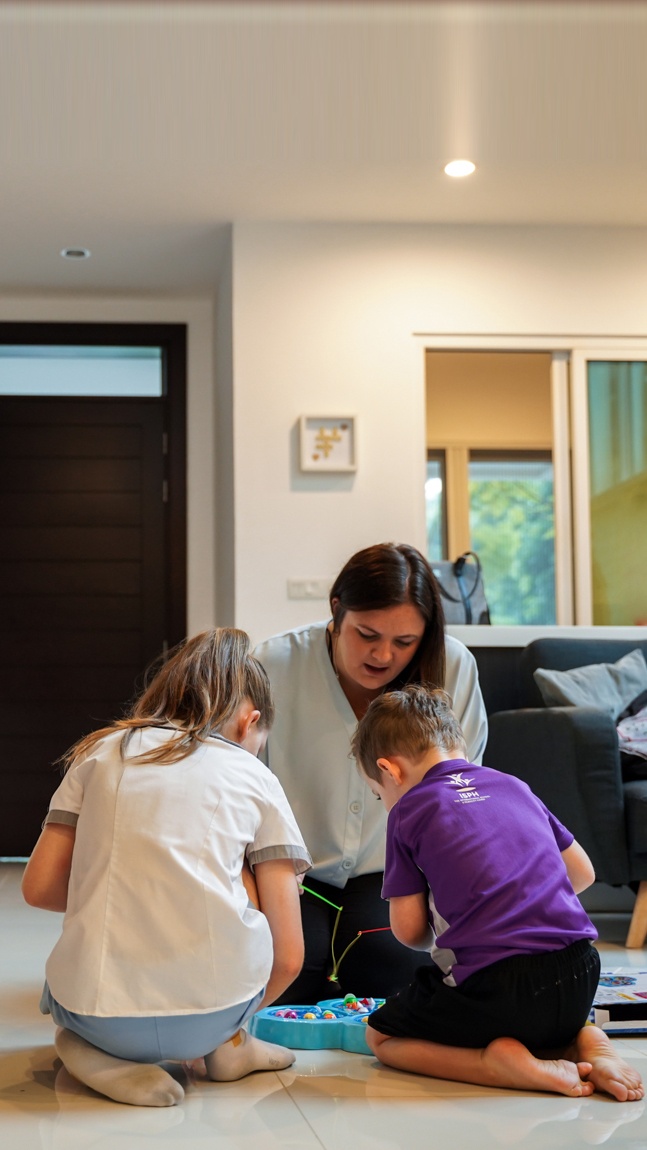 cô giáo người Anh tại trường quốc tế ảnh 38 co giao nguoi Anh tai truong quoc te anh 38