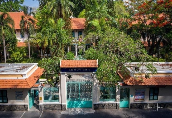 Truong trung hoc dau tien o TP.HCM duoc xep hang di tich thanh pho hinh anh