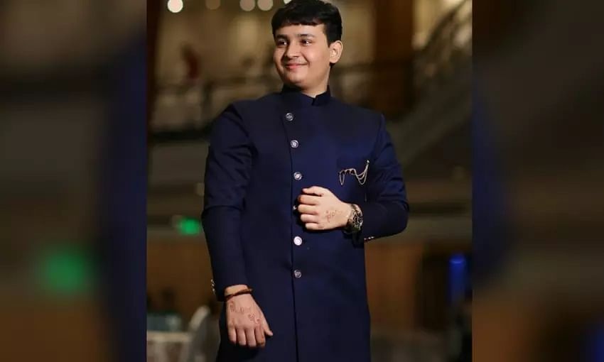 Than dong An Do tot nghiep dai hoc anh 1