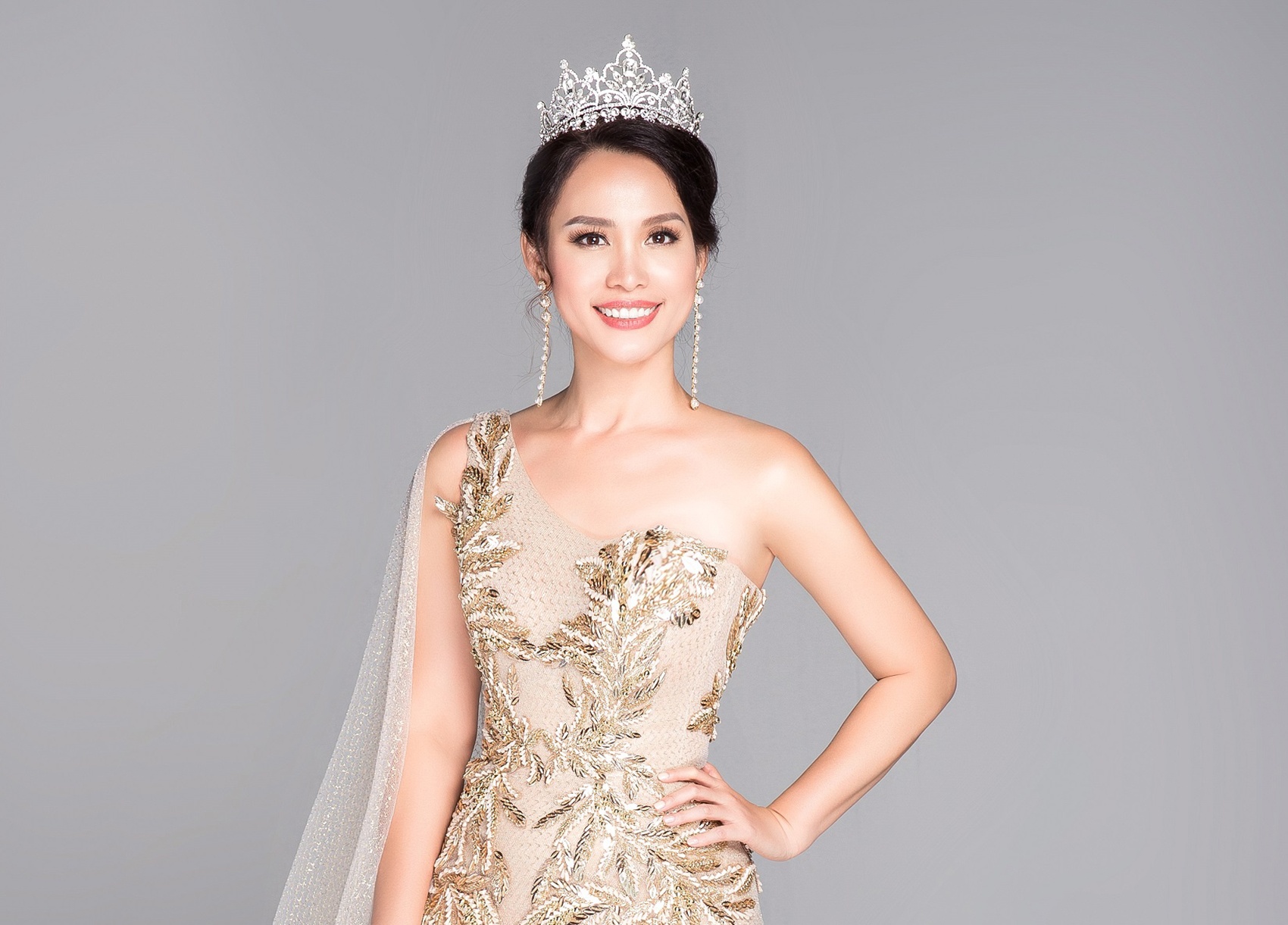 Hoa hau du hoc anh 3