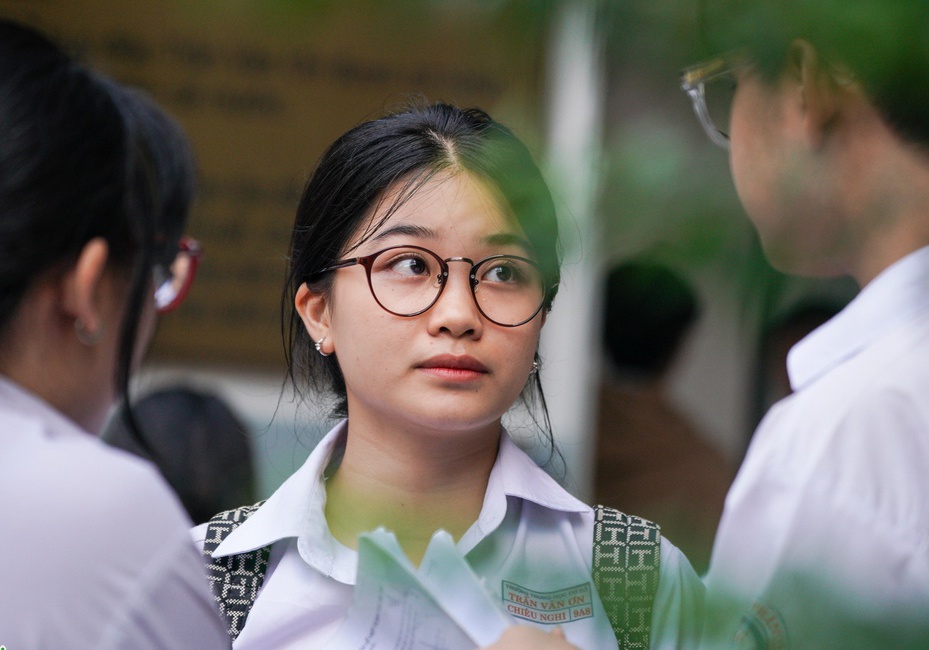 TP.HCM tuyen sinh bo sung vao lop 10 chuyen hinh anh