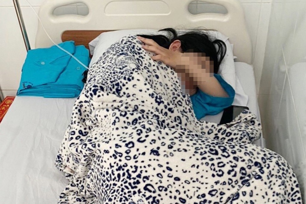 Bo GD&DT chi dao bao cao vu nu sinh An Giang tu tu tai truong hinh anh