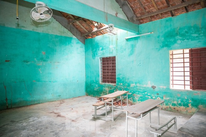 thay tro bo lop ra nha giu xe de hoc anh 3