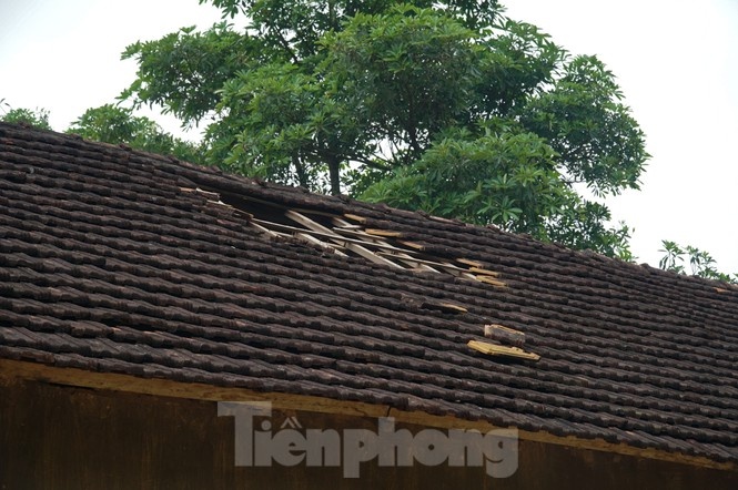 thay tro bo lop ra nha giu xe de hoc anh 4