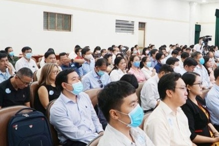 Giao vien phai thay doi khi truong hoc chuyen doi so hinh anh