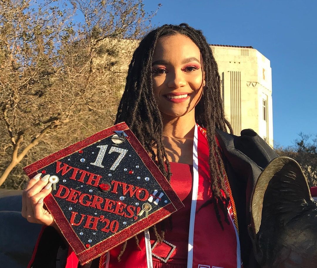 Nu sinh My nhan hai bang cu nhan anh 1