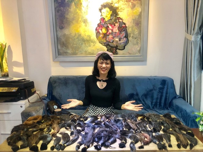 co giao 1 chan o dat Sen Hong anh 10