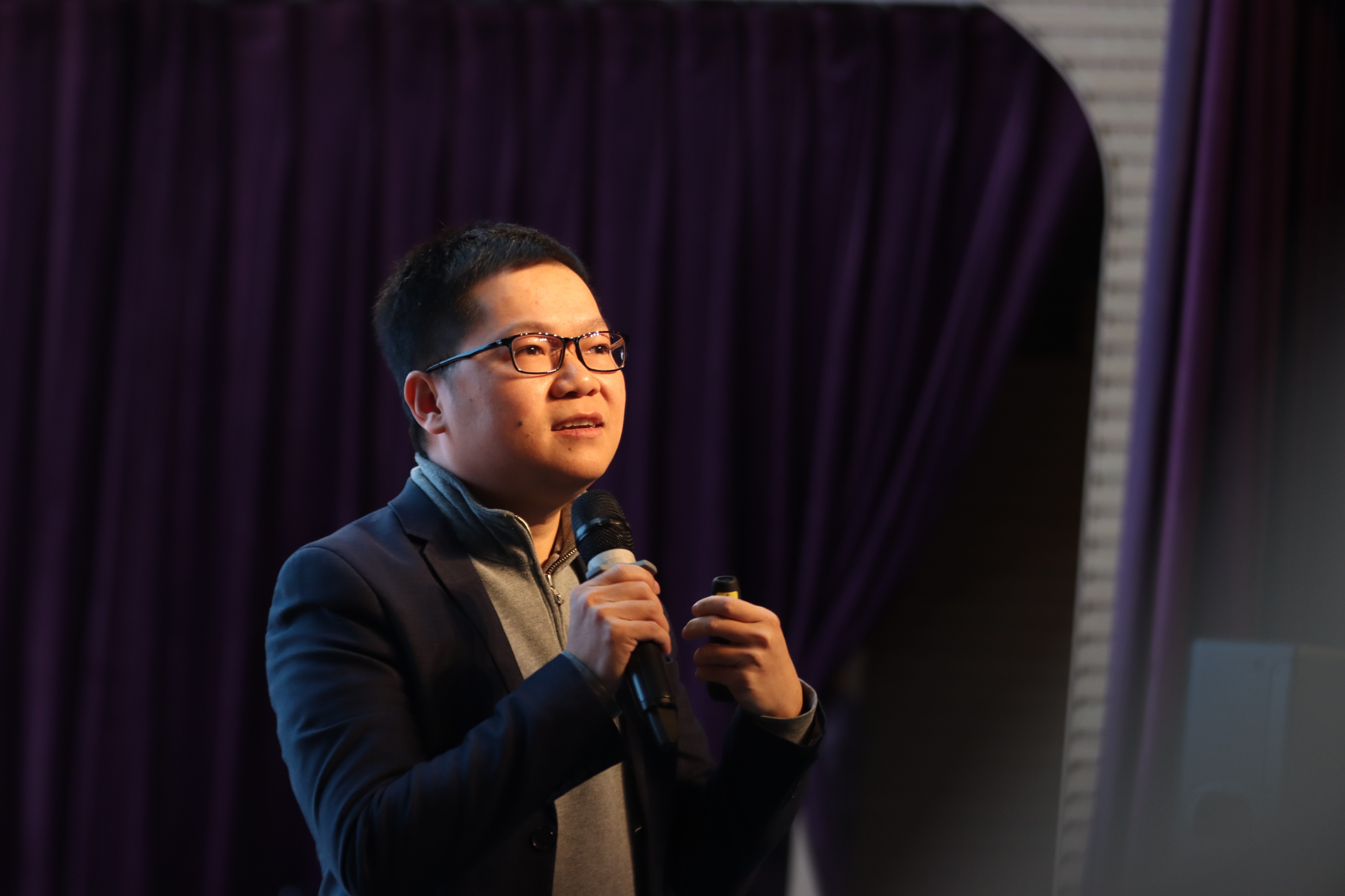 TS tot nghiep Stanford anh 1