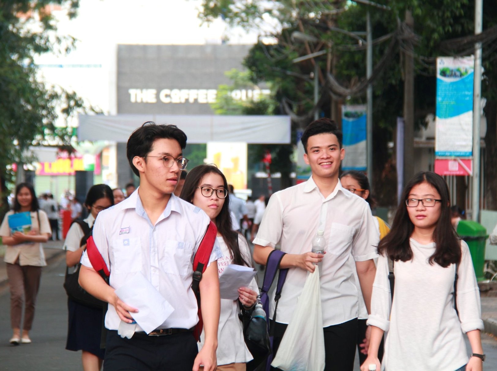 to chuc hai dot thi Danh gia nang luc anh 1