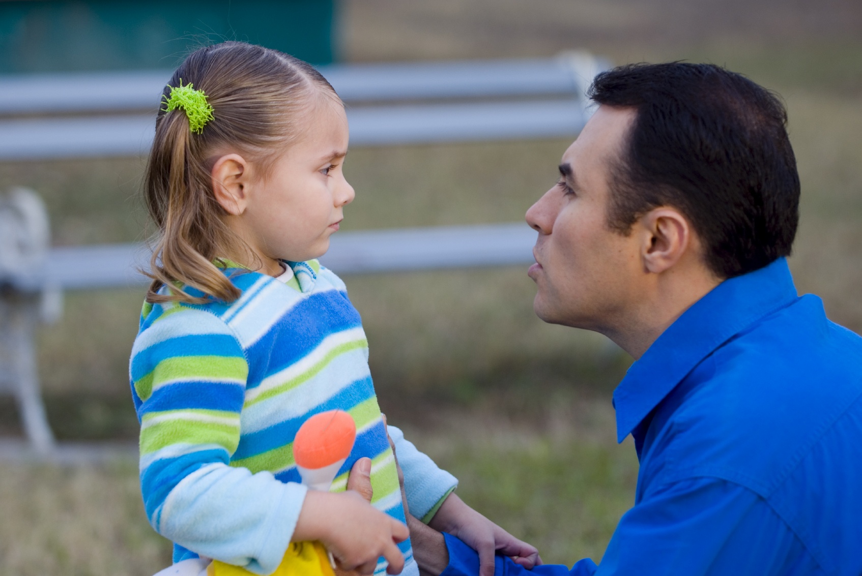 hanh vi cua cha me vo tinh lam ton thuong con anh 4