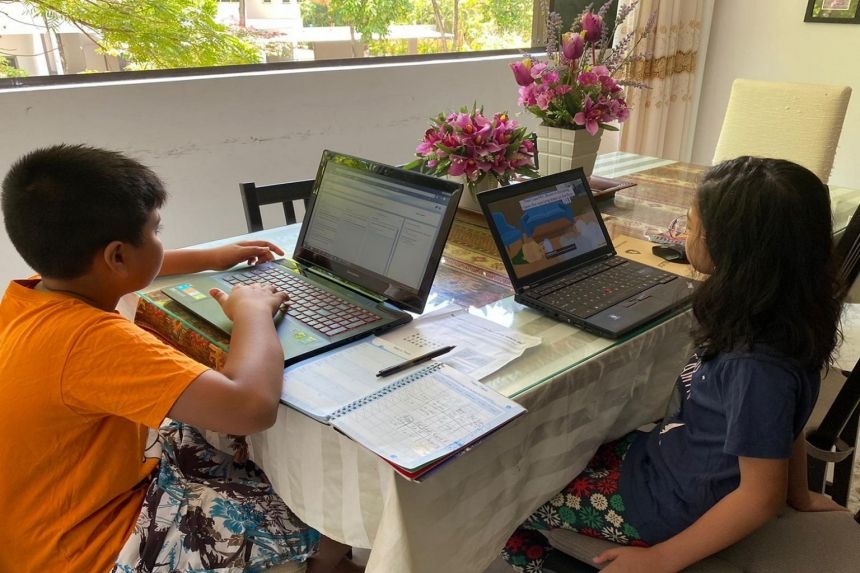 con hoc online vi dich anh 1