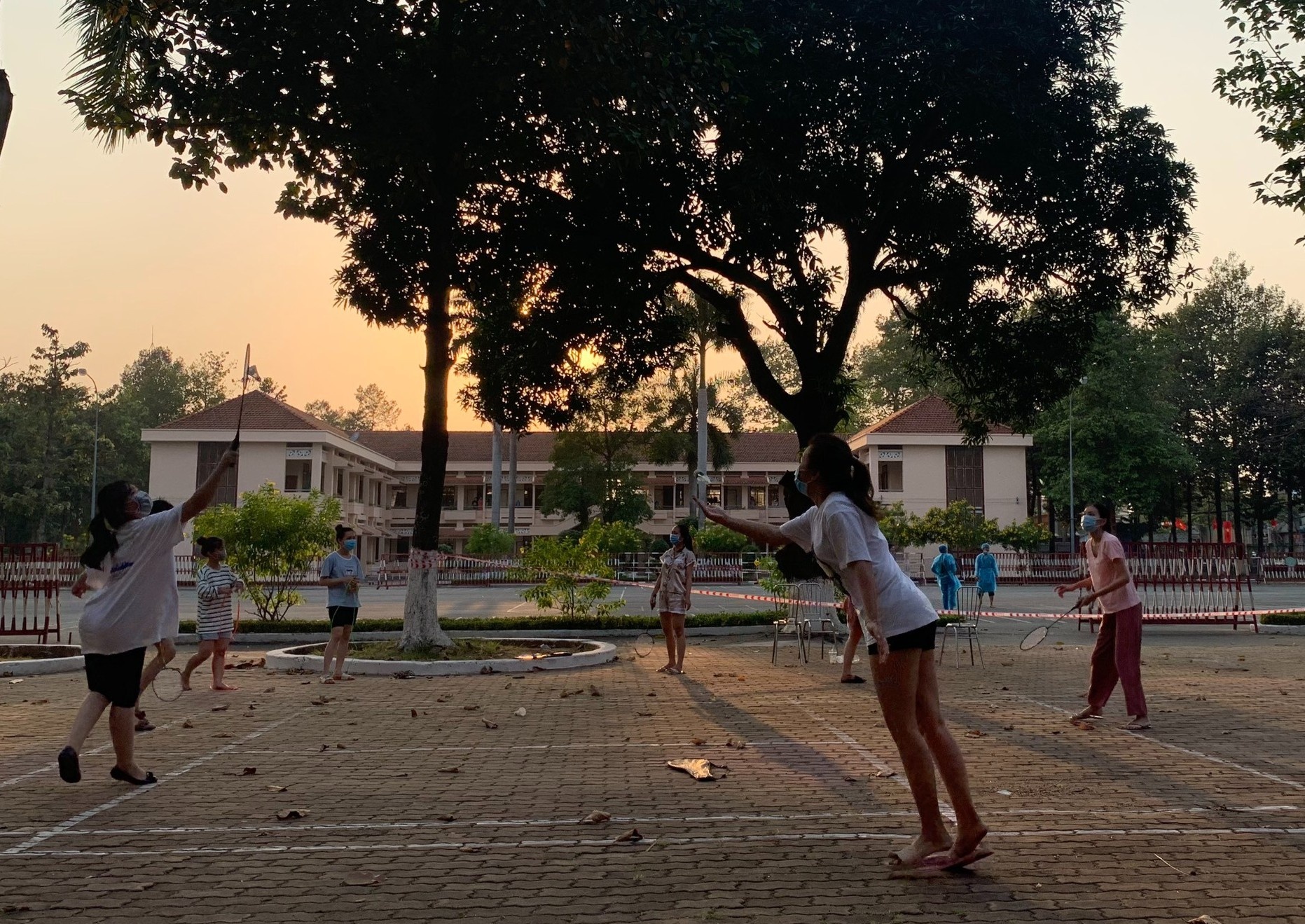 Giảng viên,  sinh viên ĐH Thủ Dầu Một đều âm tính với SARS-CoV-2 ảnh 1 Giang vien,  sinh vien DH Thu Dau Mot deu am tinh voi SARS-CoV-2 anh 1