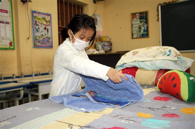 62 hoc sinh tieu hoc trong khu cach ly anh 1