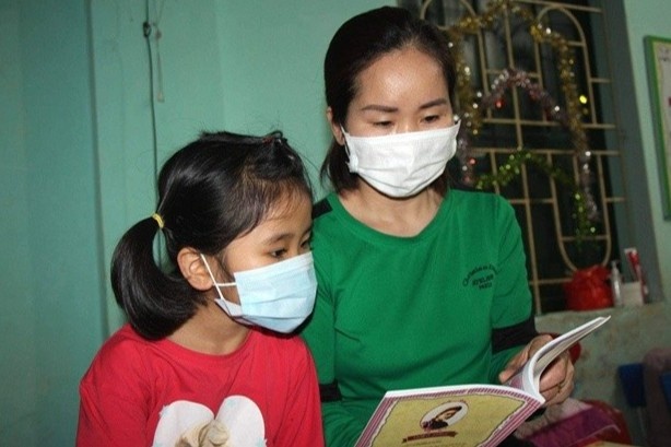 Ky nghi Tet dac biet cua 62 hoc sinh tieu hoc trong khu cach ly hinh anh