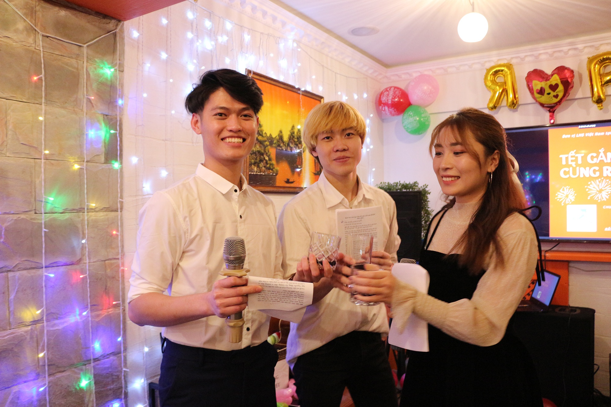 Du hoc sinh Viet don Tet co truyen anh 7