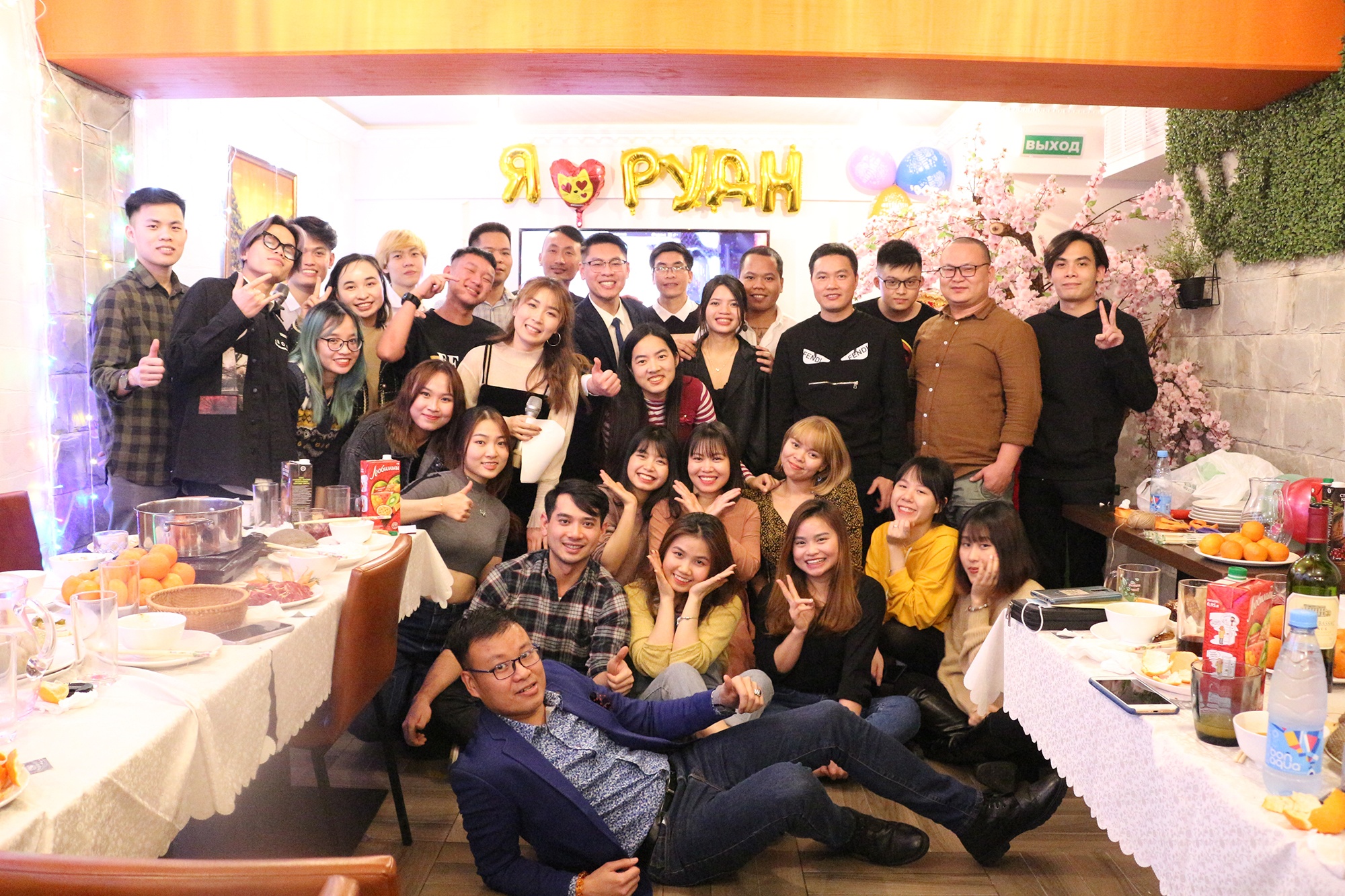 Du hoc sinh Viet don Tet co truyen anh 8