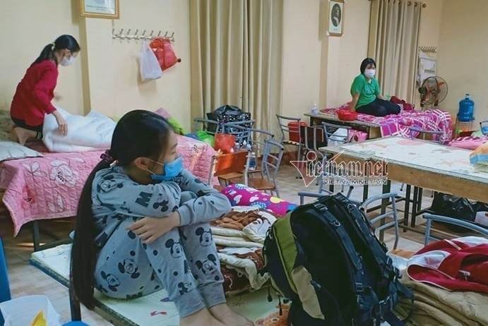 Giao thua o khu cach ly 138 hoc sinh tieu hoc tai Hai Duong hinh anh