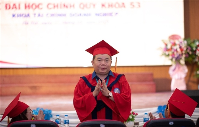 18 nhà giáo được phong tặng Nhà giáo Nhân dân ảnh 2 18 nha giao duoc phong tang Nha giao Nhan dan anh 2