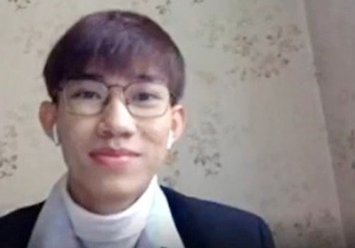 Du hoc sinh Viet tai Nga don Tet online de phong dich Covid-19 hinh anh