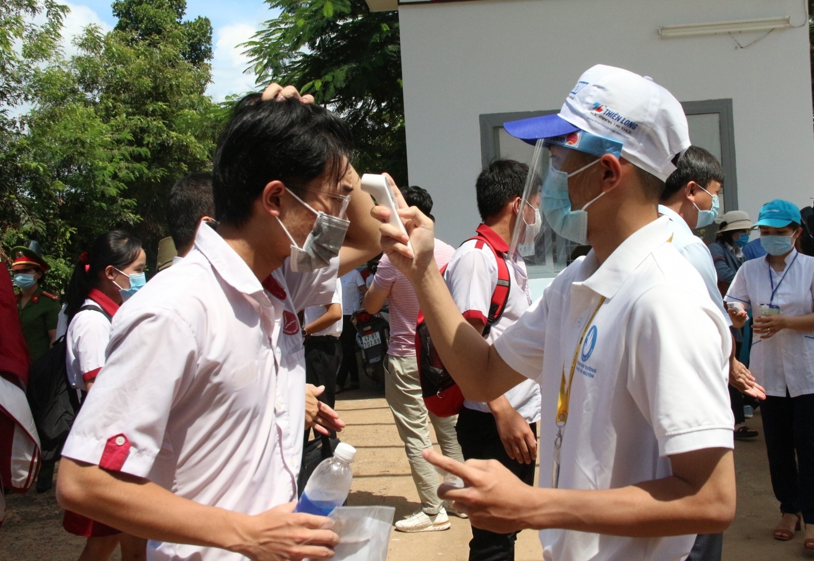 học sinh khi trở lại trường ảnh 1 hoc sinh khi tro lai truong anh 1