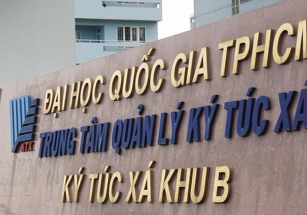 DH Quoc gia TP.HCM de nghi sinh vien chua tro lai ky tuc xa hinh anh