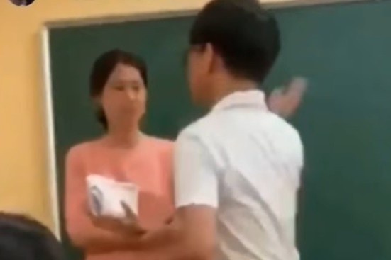 Xac minh clip nam sinh tat giao vien hinh anh