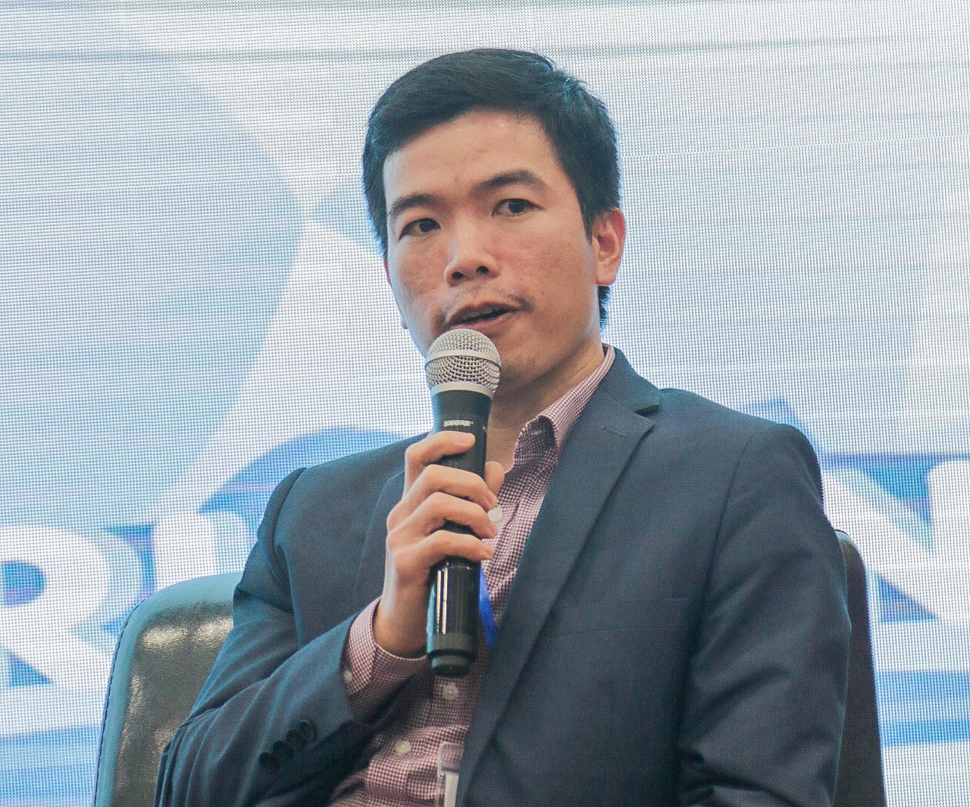 Du hoc sinh sai lam anh 1