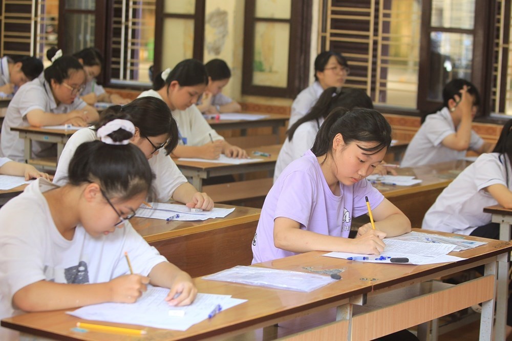 giam mon thi vao lop 10 anh 1