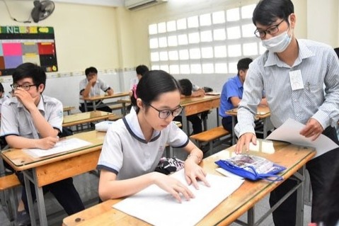 Ky thi tuyen sinh lop 10 co phai dieu chinh? hinh anh