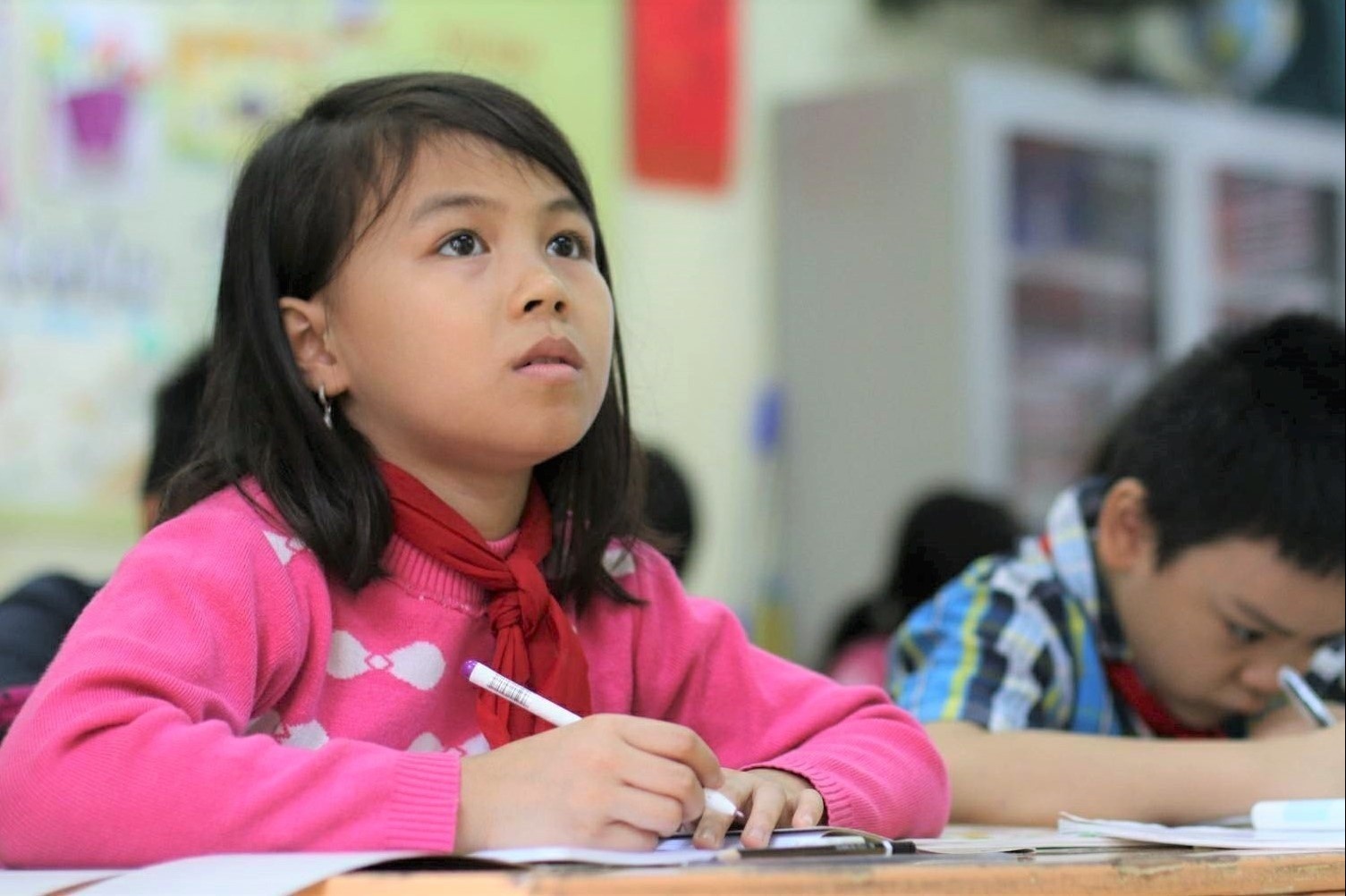 Nha xuat ban len tieng ve 2 bo sach giao khoa khong duoc phat hanh hinh anh