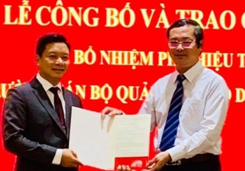 Truong Can bo Quan ly Giao duc TP.HCM co pho hieu truong moi hinh anh