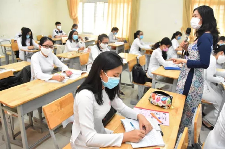 Giao vien kho vi xep hang anh 1