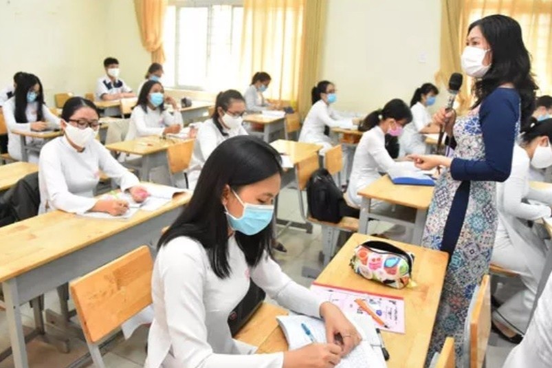 Giao vien kho vi xep hang: Dung tao them ap luc nua! hinh anh