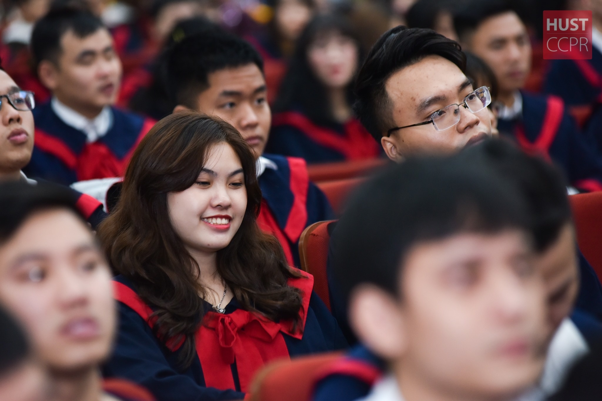 Sinh vien Bach khoa Ha Noi anh 1