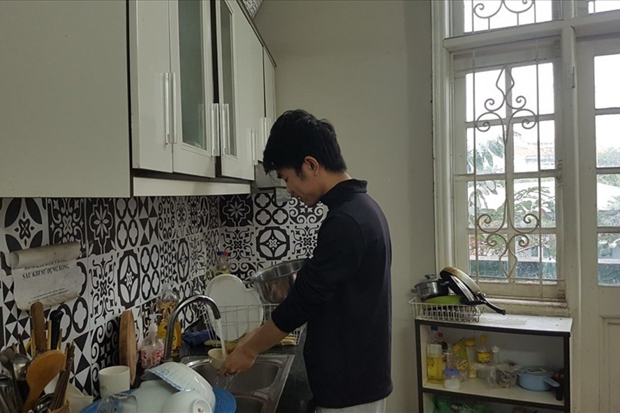 Nghe giup viec nha duoc dao tao he trung cap 1, 5 nam anh 1