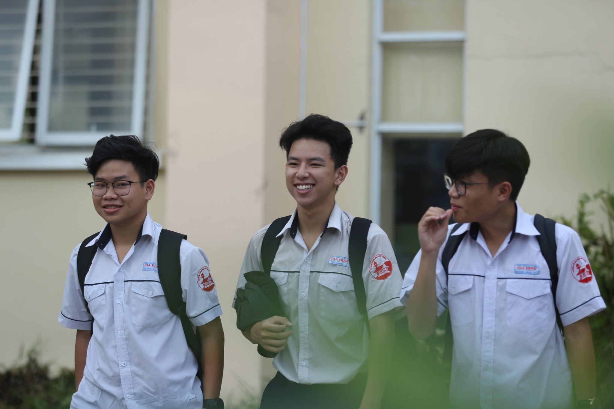 cac truong tang hoc phi anh 2