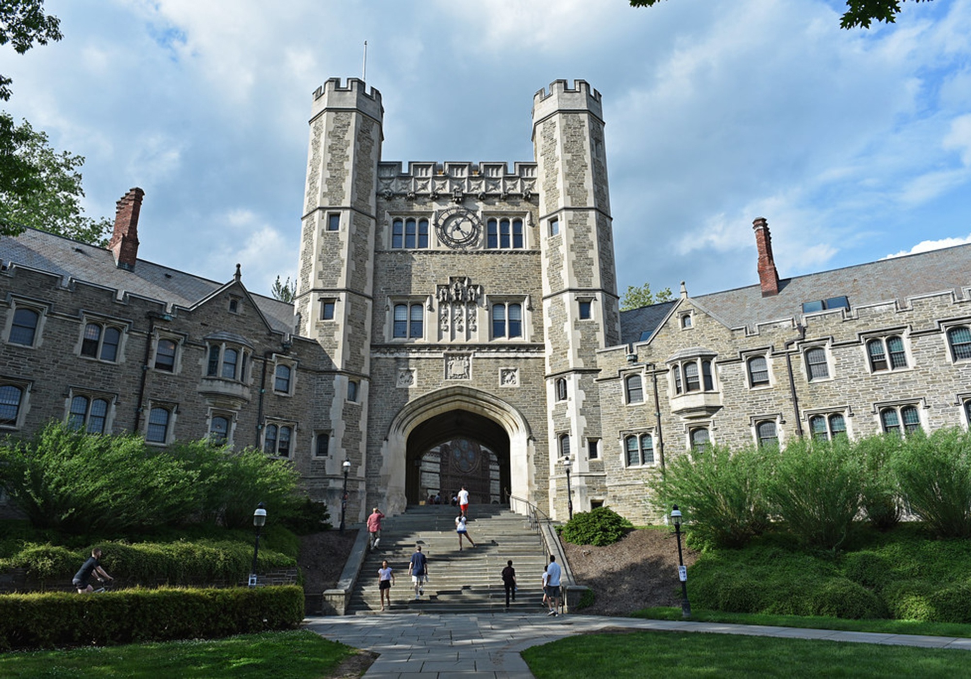 Truong dai hoc My tuyen sinh khat khe anh 6