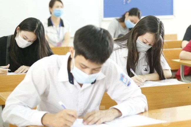 Bat kha khang moi thi truc tuyen hinh anh