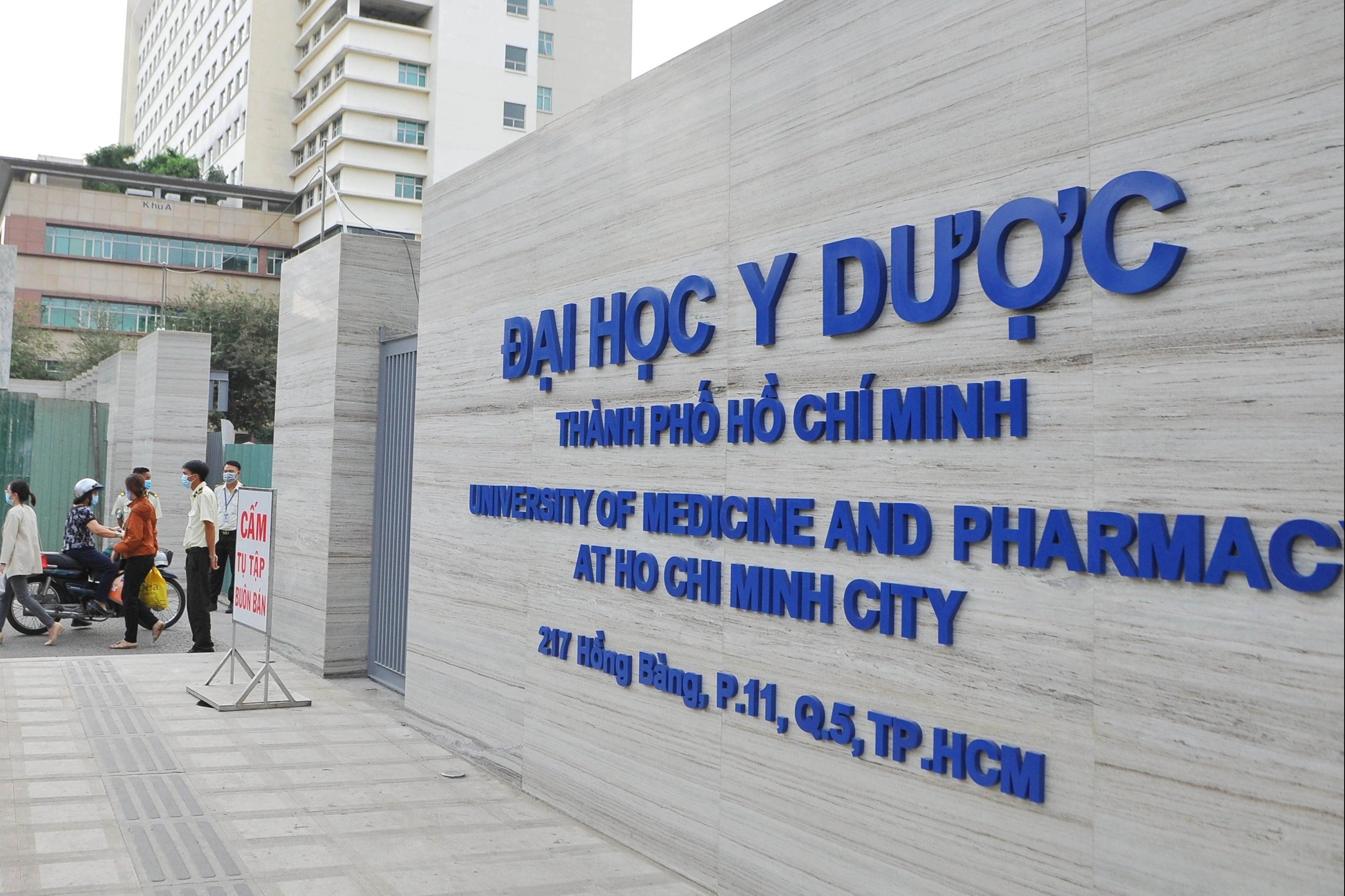 Hoc phi cao nhat cua DH Y Duoc TP.HCM la 70 trieu dong/nam hinh anh