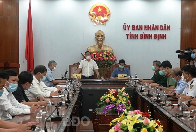 Hoc sinh nghi he som anh 1