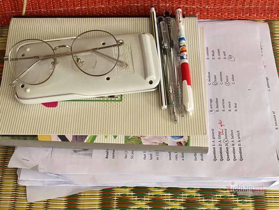 nu sinh trong khu cach ly anh 4