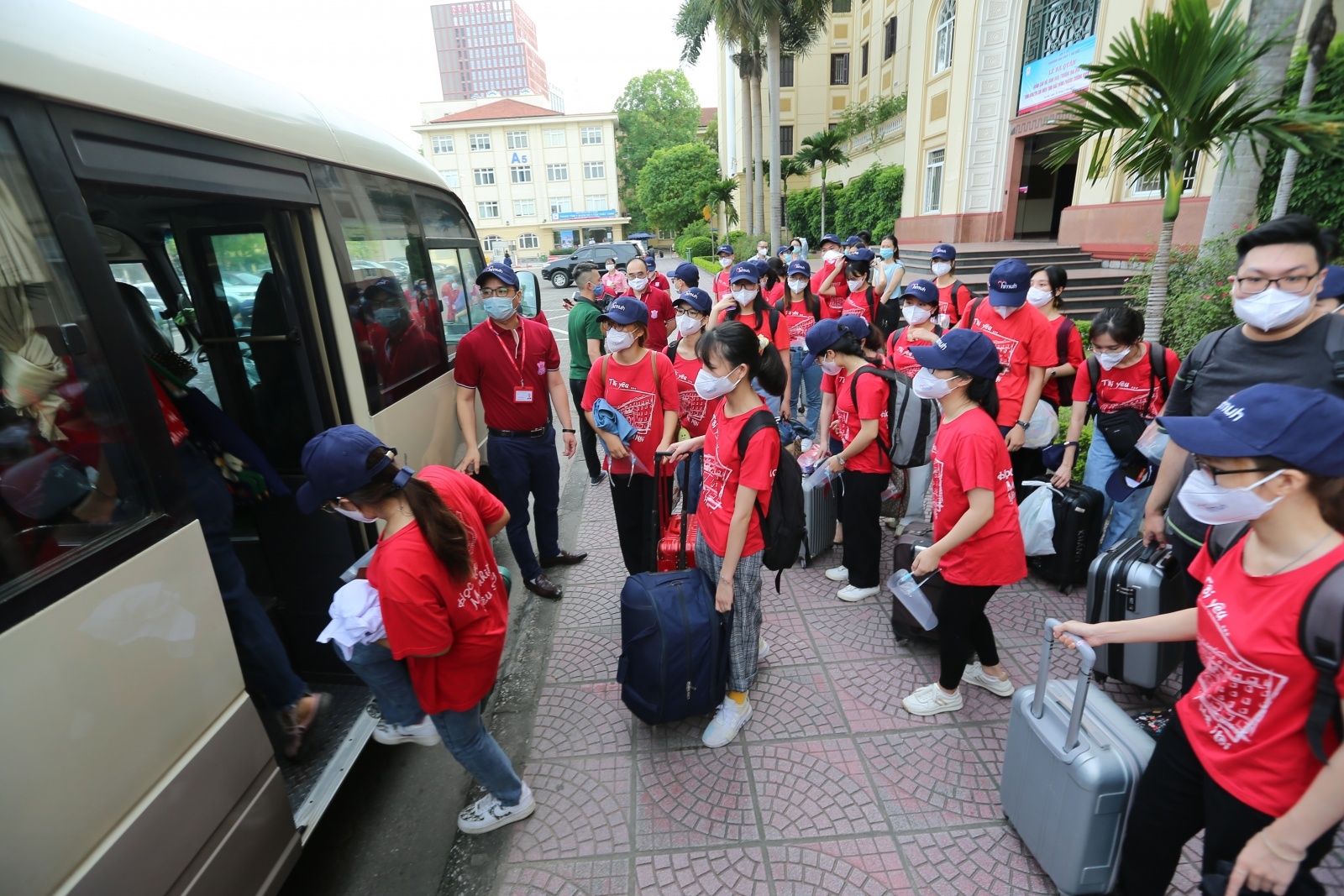 sinh viên đại học y,  chi viện cho bắc giang,  sinh viên trường y ảnh 1 sinh vien dai hoc y,  chi vien cho bac giang,  sinh vien truong y anh 1