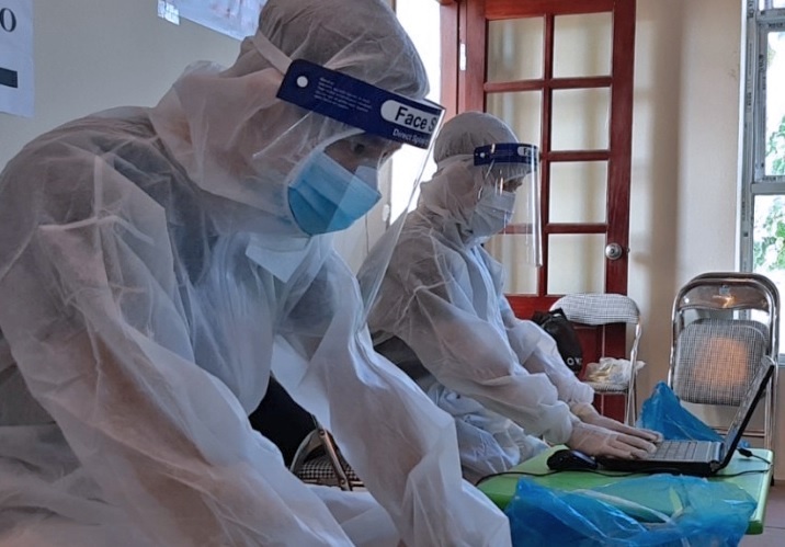 Het cach ly, nhieu thay co xin vao 'diem nong' chong dich hinh anh