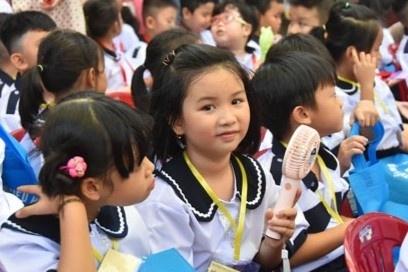 Ty le hoc 2 buoi mot ngay o TP.HCM van thap hinh anh