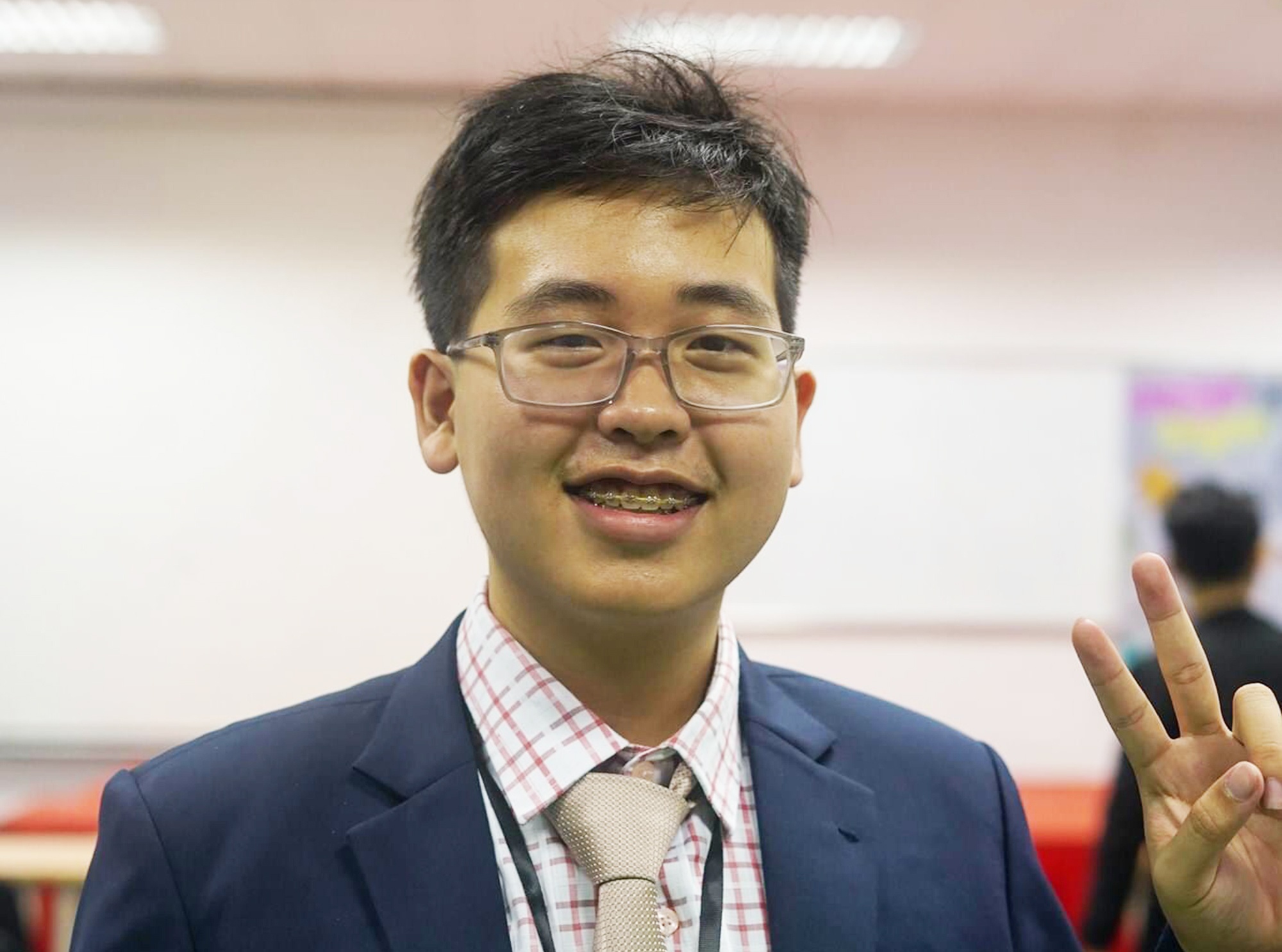 Nam sinh truong chuyen trung tuyen 15 dai hoc anh 1