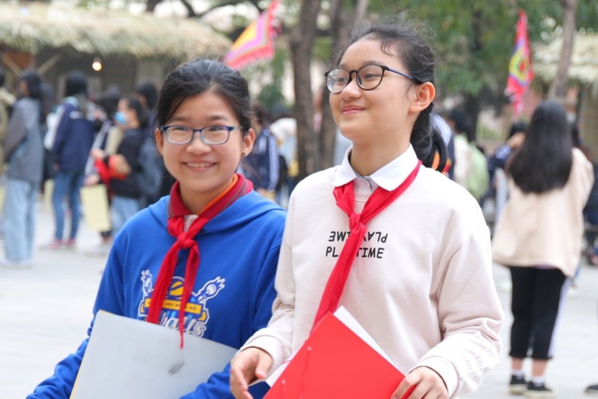 Truong THCS Ngoai ngu doi lich thi tuyen lop 6 hinh anh
