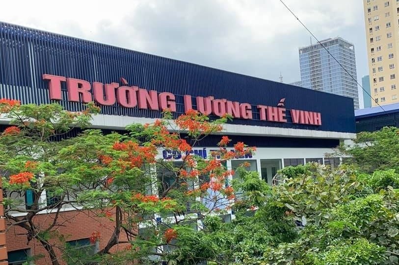 Truong Luong The Vinh to chuc thi tuyen lop 6 online hinh anh