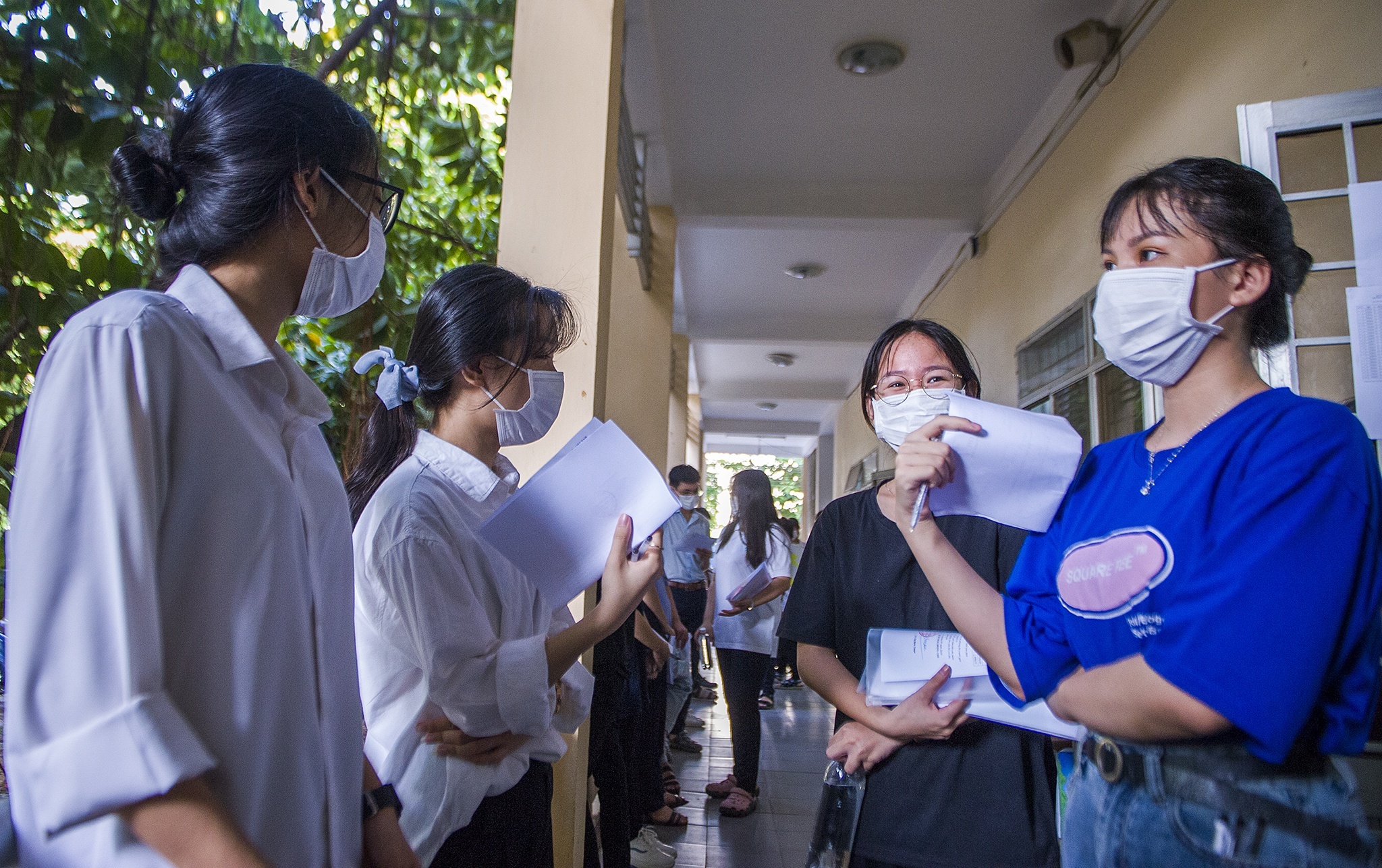 to chuc thi tot nghiep THPT dung lich anh 2