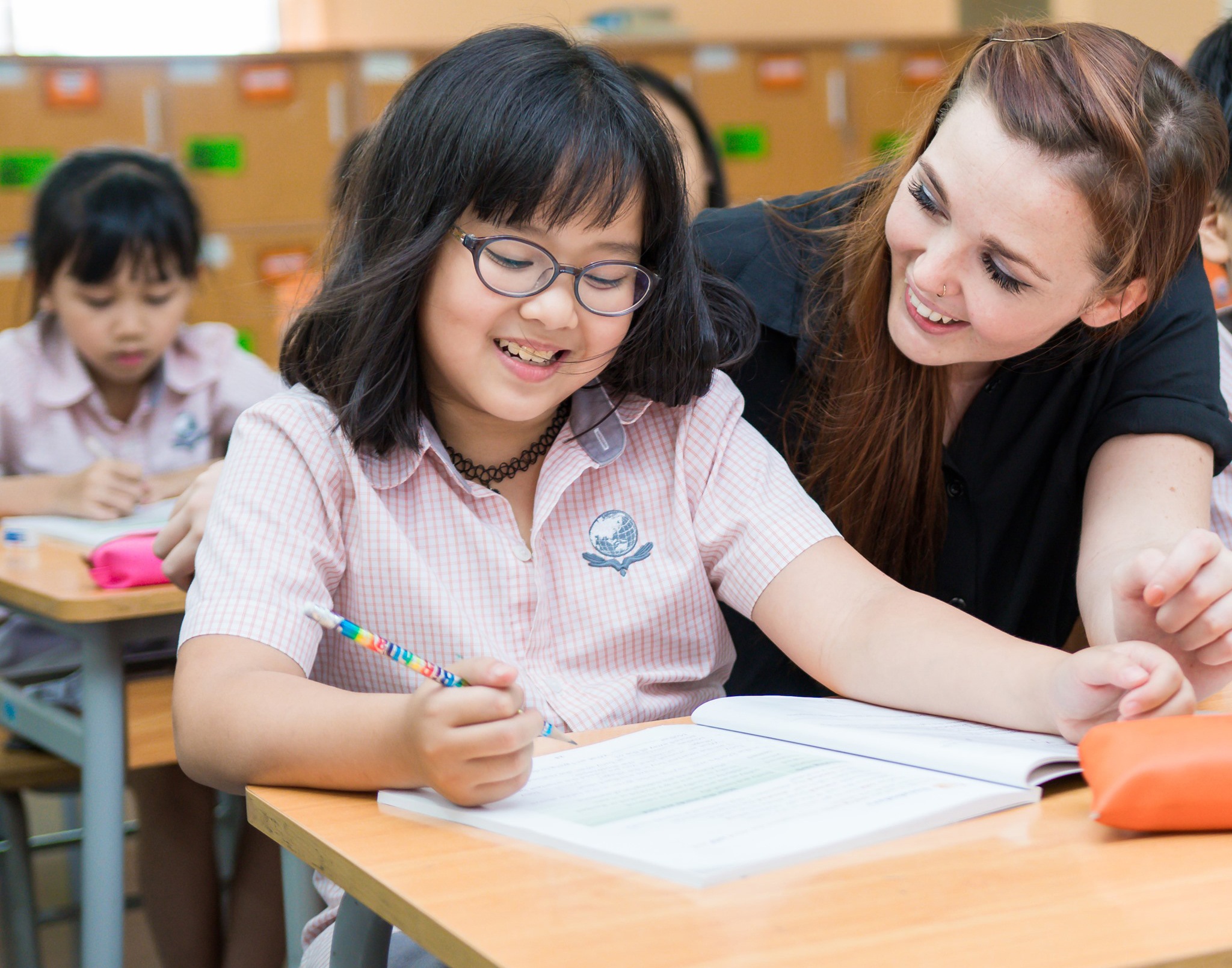 truong quoc te o Ha Noi tang hoc phi anh 6